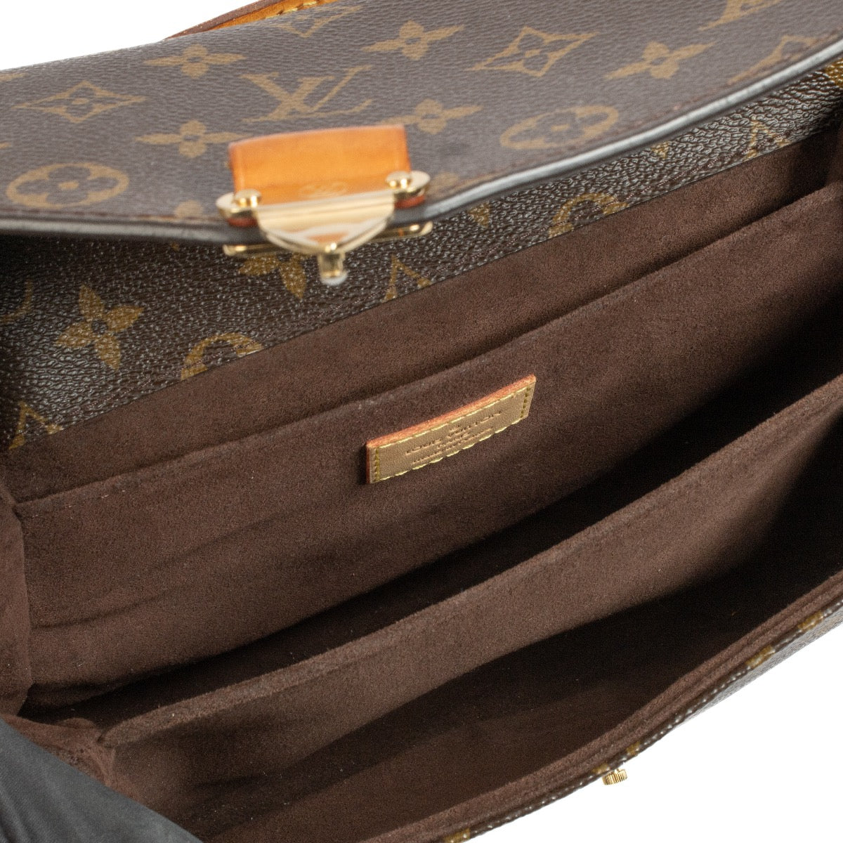 Shop safe online at Labellov in Antwerp, Brussels and Knokke this 100% authentic second hand Louis Vuitton Monogram Pochette Métis Bag. Veilig online tweedehands authentieke Louis Vuitton Monogram Pochette Métis handtas kopen bij Labellov.