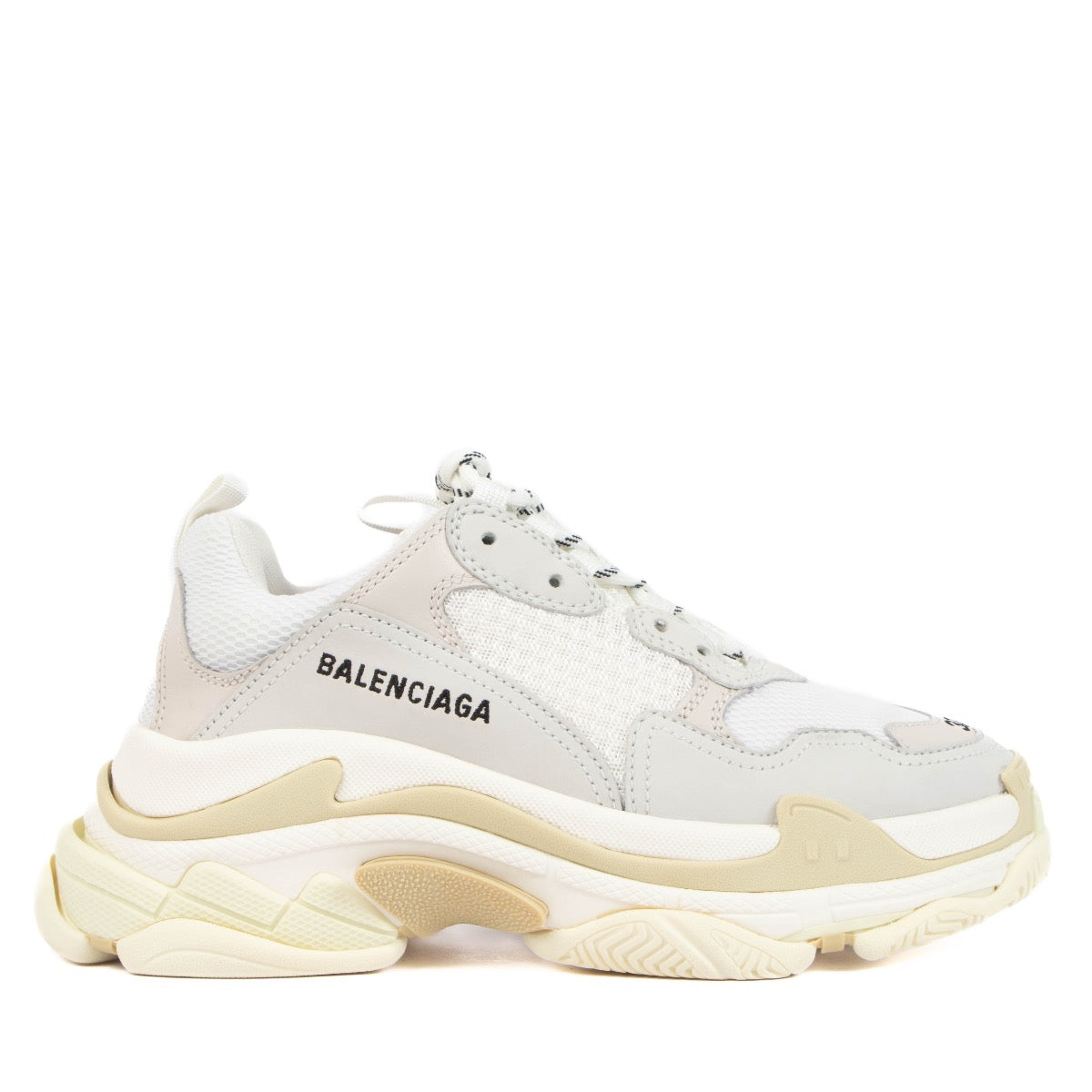Balenciaga White Triple S Sneakers, Balenciaga White Triple S, Balenciaga Triple S, Balenciaga Sneakers, New, Balenciaga Triple S Sneakers, Balenciaga, Labellov, Preloved, Antwerp