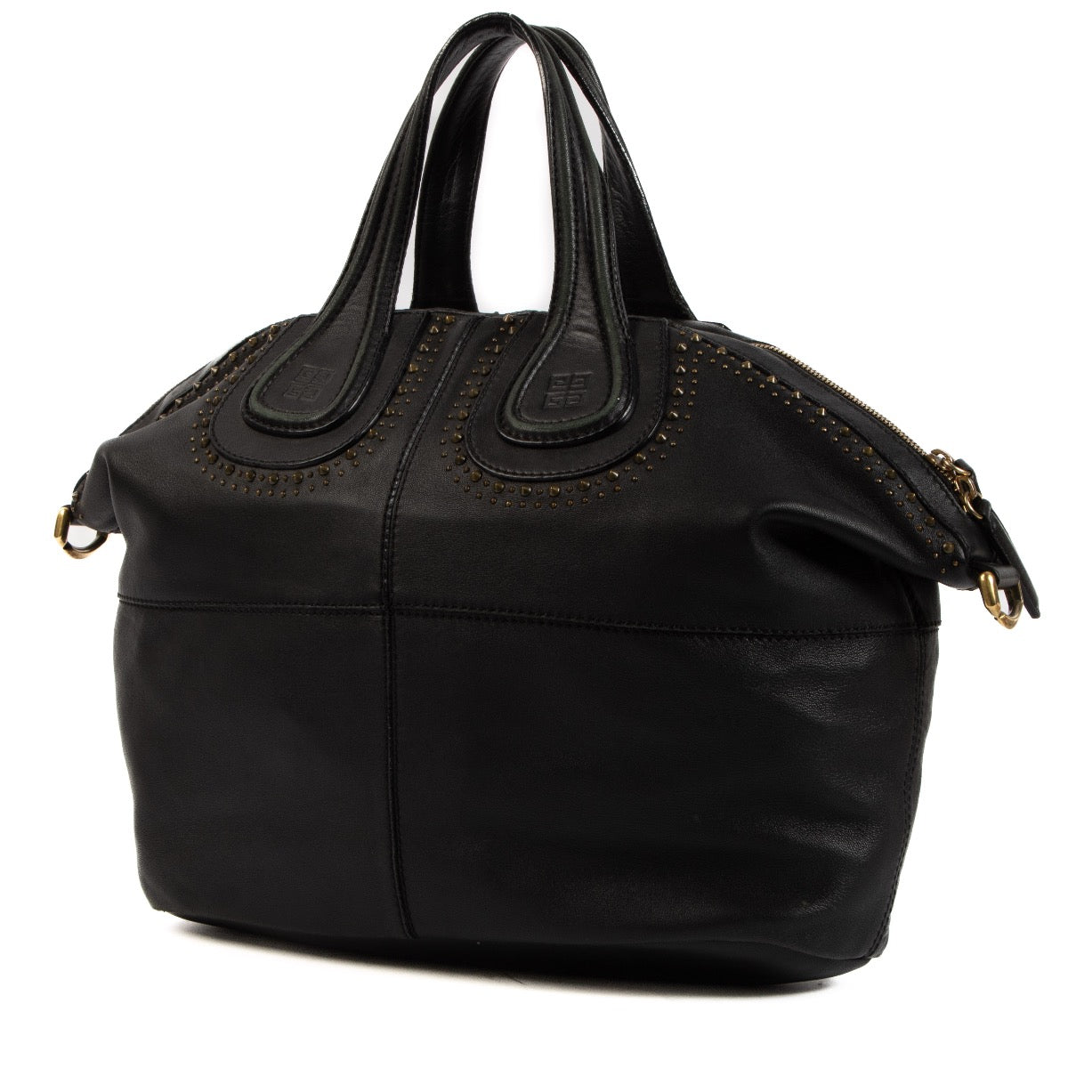 Buy authentic designer bags at the best price at Labellov. Safe and secure shopping. Koop online tweedehands authentieke Givenchy handtassen bij labellov.
