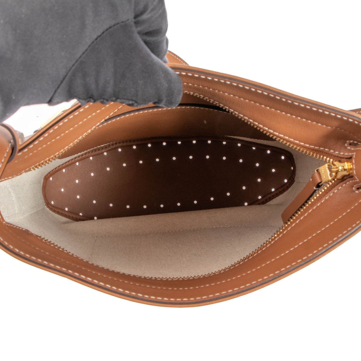 Shop 100% authentic second-hand Delvaux Pin Daily In Canvas in Labellov.com