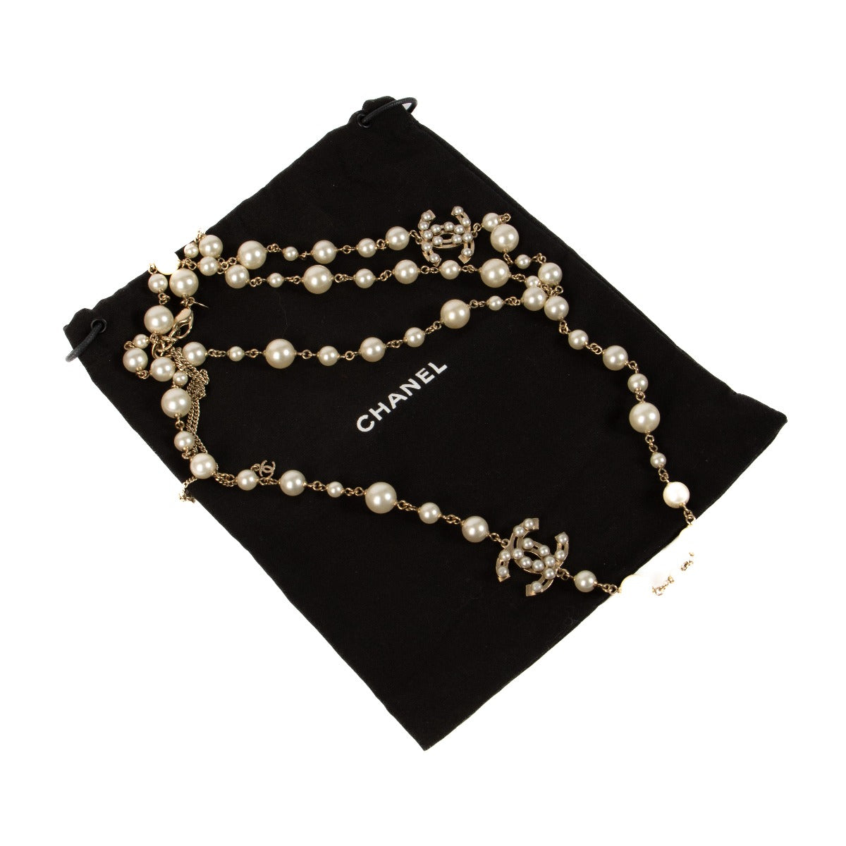 Shop safe online Chanel Glass Pearl and Golden Metal CC Sautoir. Koop veilig online tegen de beste prijs.