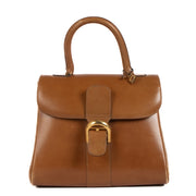 Shop safe online Delvaux Camel Box Calf Leather Brillant MM Top Handle. koop veilig online tegen de beste prijs.