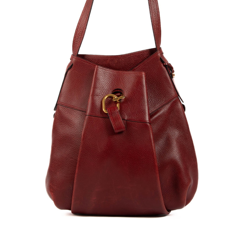 Shop 100% authentic second-hand Delvaux Red Shoulder Bag on Labellov.com