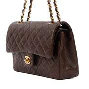 Shop safe online at Labellov in Antwerp, Brussels and Knokke this 100% authentic second hand Chanel Brown Lambskin Medium Classic Flap Bag