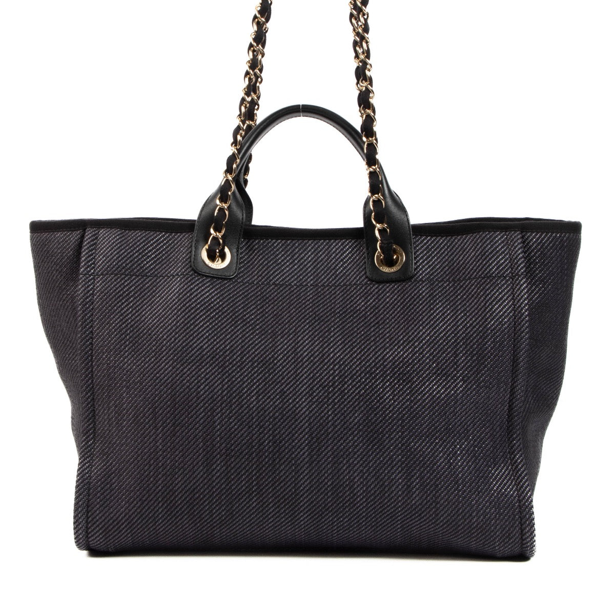 Chanel Deauville, Chanel Black Deauville, Chanel shopper, Chanel mixed fibers, Chanel handbag, Chanel bag, Chanel preloved, Chanel preloved Deauville, Deauville, Chanel Paris, Chanel, Labellov, Preloved,