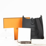 Shop safe online at Labellov in Antwerp, Brussels and Knokke this 100% authentic second hand Hermès Evelyne 16 Amazone Black PHW. Veilig online tweedehands authentieke Hermès Evelyne 16 Amazone Black PHW kopen bij Labellov