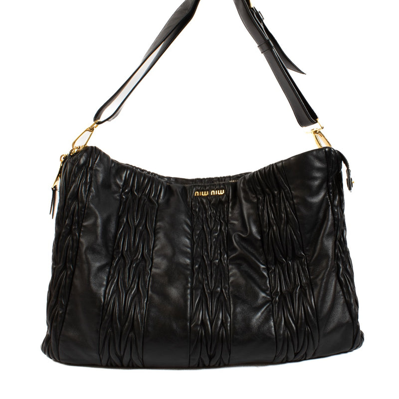 Authentic second hand Miu Miu Black Shoulder bag on Labellov.com