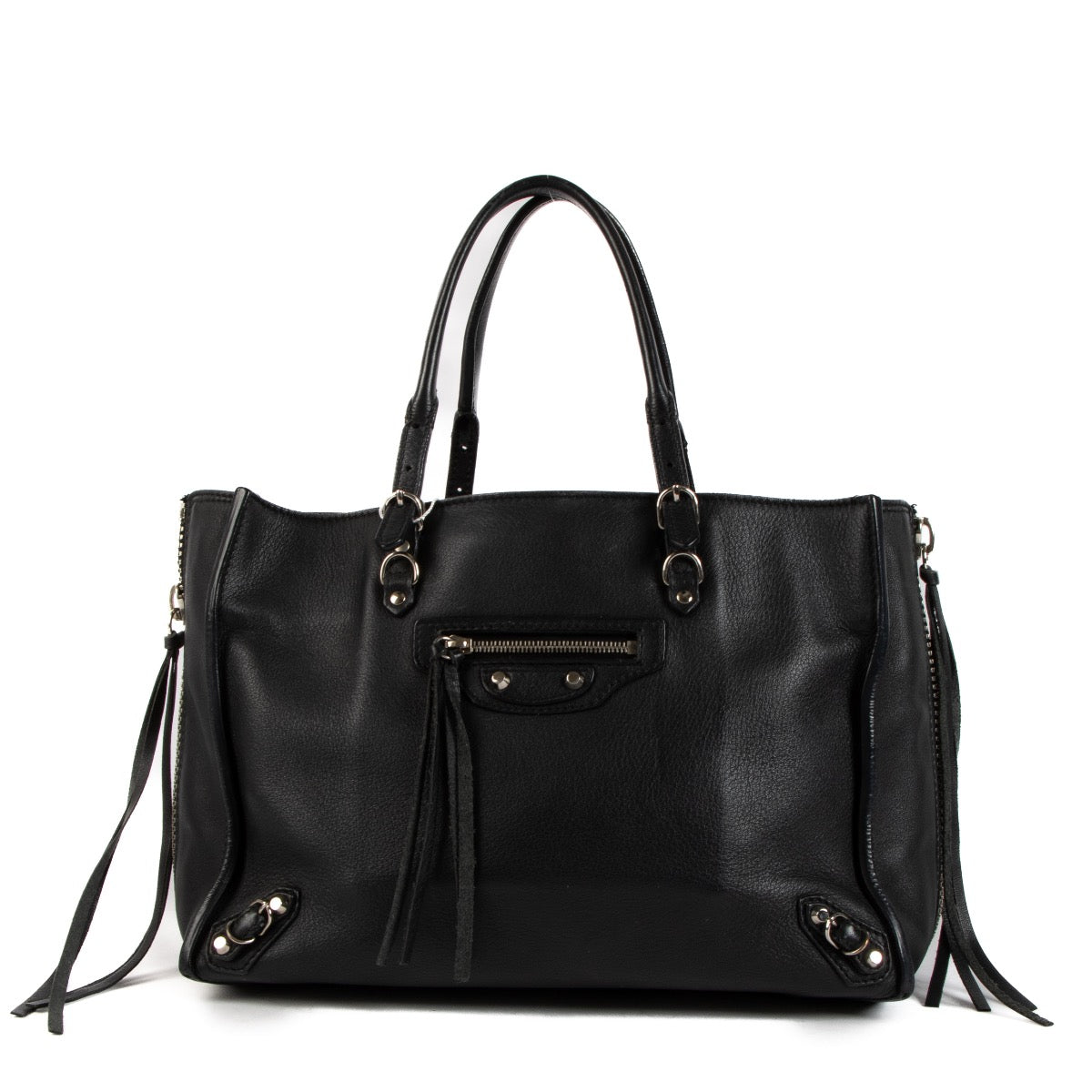 Shop safe online at Labellov in Antwerp, Brussels and Knokke this 100% authentic second hand Balenciaga Black Mini Papier A6 Crossbody Bag