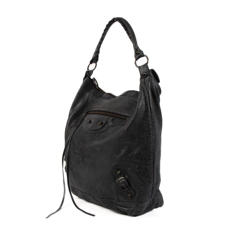 shop 100% authentic second hand Balenciaga Blue Motorcross Classic Day Shoulder Bag on Labellov.com