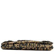 Shop safe online at Labellov in Antwerp, Brussels and Knokke this 100% authentic second hand Balenciaga Green Raffia Clutch