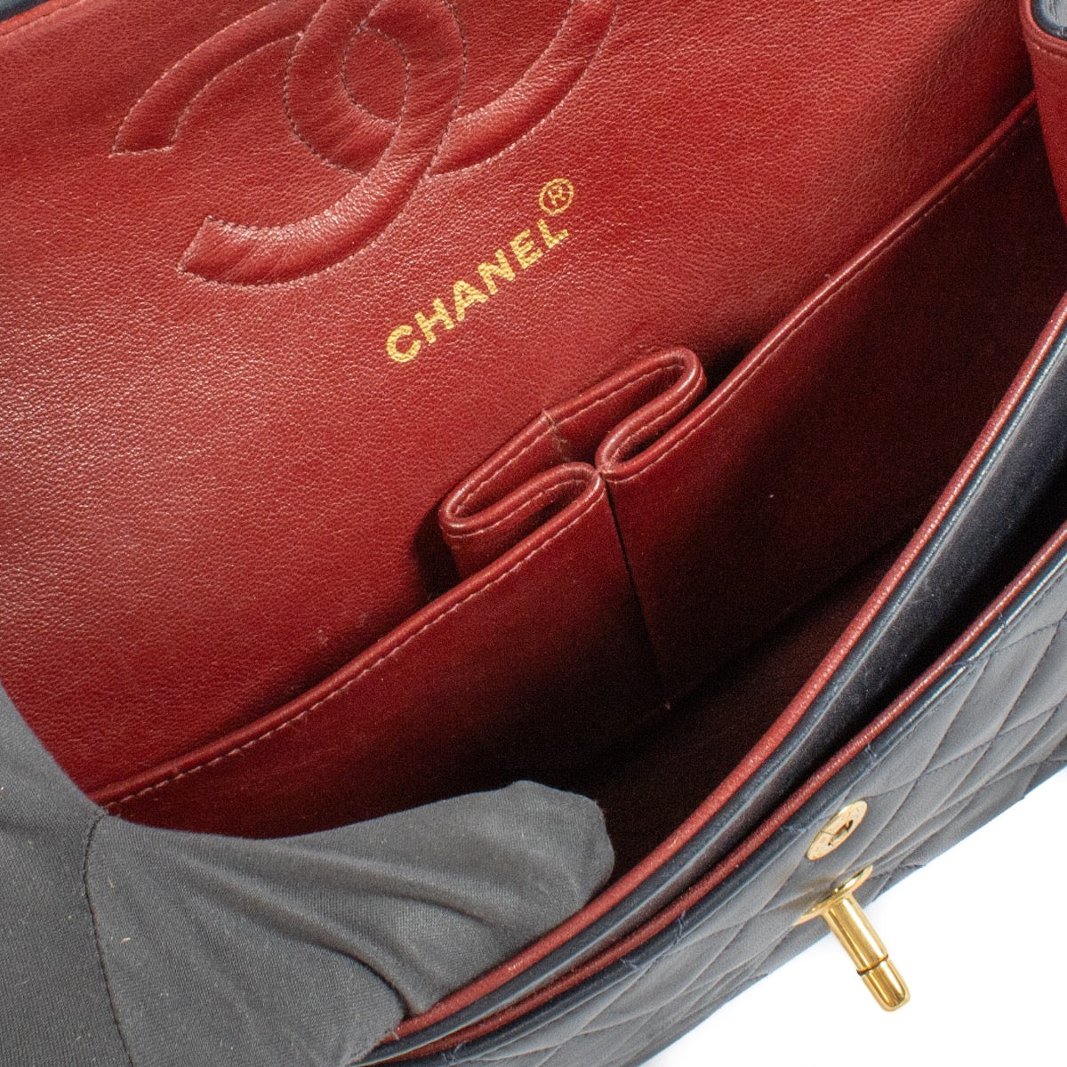 shop 100% authentic second hand Chanel Navy Blue Medium Classic Flap Bag on Labellov.com