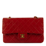 Chanel Red Medium Classic Lambskin Shoulder Bag for the best price at Labellov secondhand luxury in Antwerp, Brussels, Knokke.