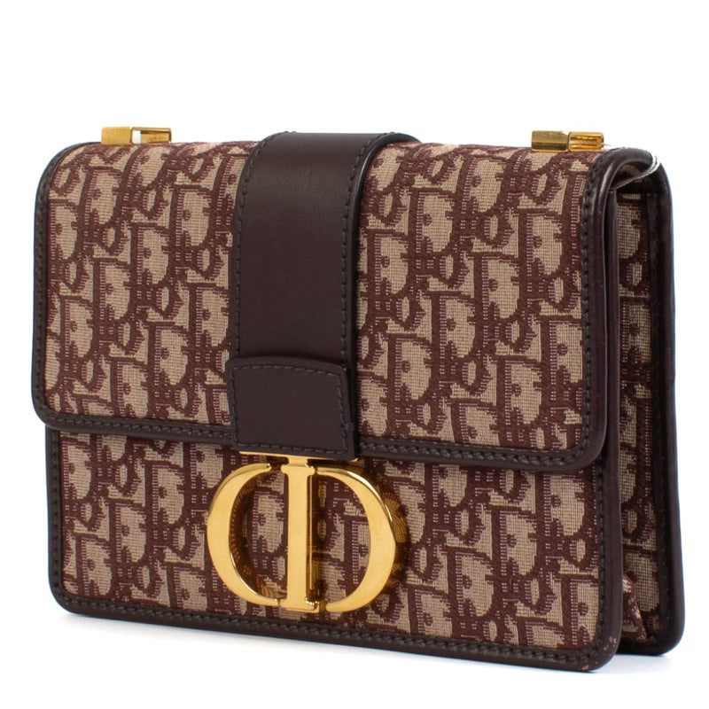 Shop safe online at Labellov in Antwerp, Brussels and Knokke this 100% authentic second hand Christian Dior Burgundy Oblique Montaigne 30