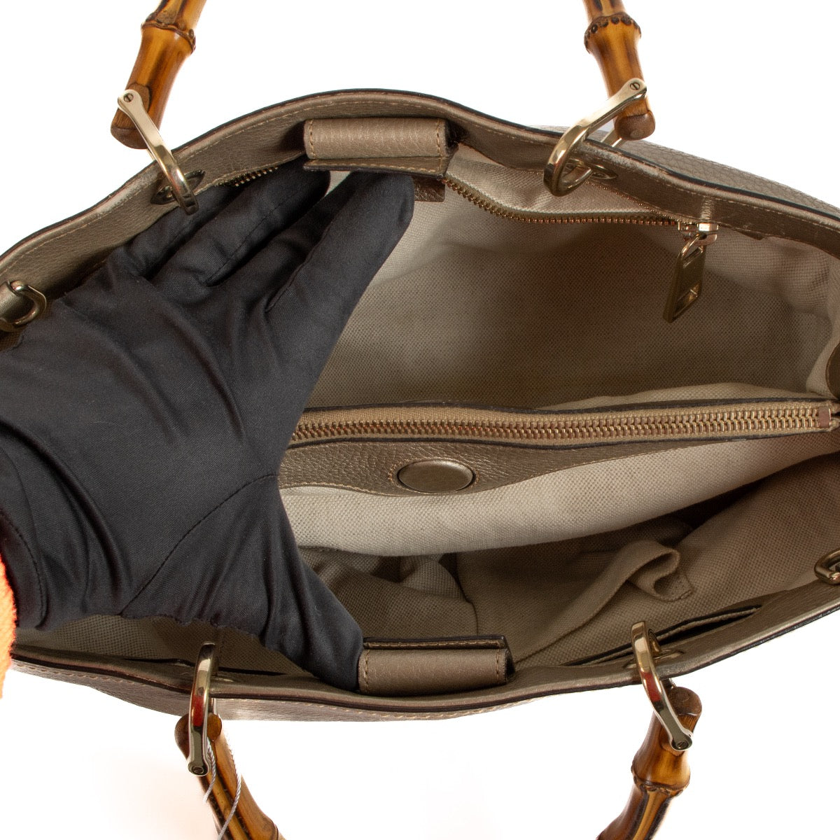 Shop 100% authentic second-hand Gucci Gold Bamboo Shopper Top Handle on Labellov.com