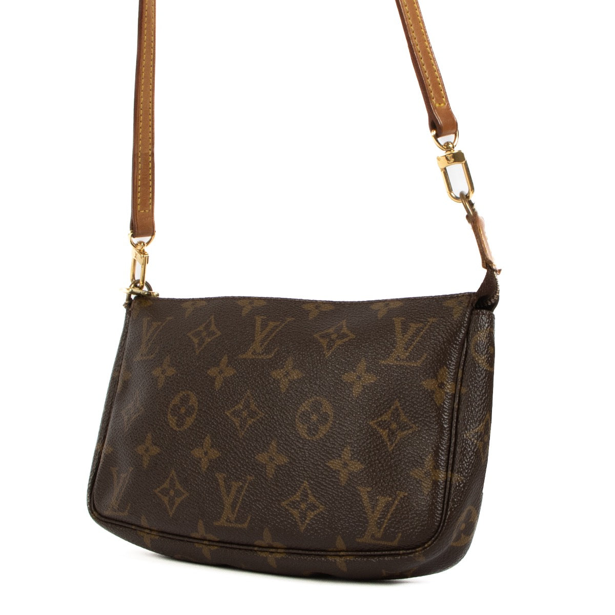 Shop safe online at Labellov in Antwerp, Brussels and Knokke this 100% authentic second hand Louis Vuitton Monogram Pochette Accessoires Crossbody Bag
