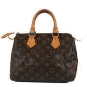 Shop safe online at Labellov in Antwerp, Brussels and Knokke this 100% authentic second hand Louis Vuitton Monogram Canvas Speedy 25