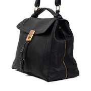 Shop Safe online at Labellov in Antwerp this 100% authentic second hand Chloé Black Grained Leather Top handle