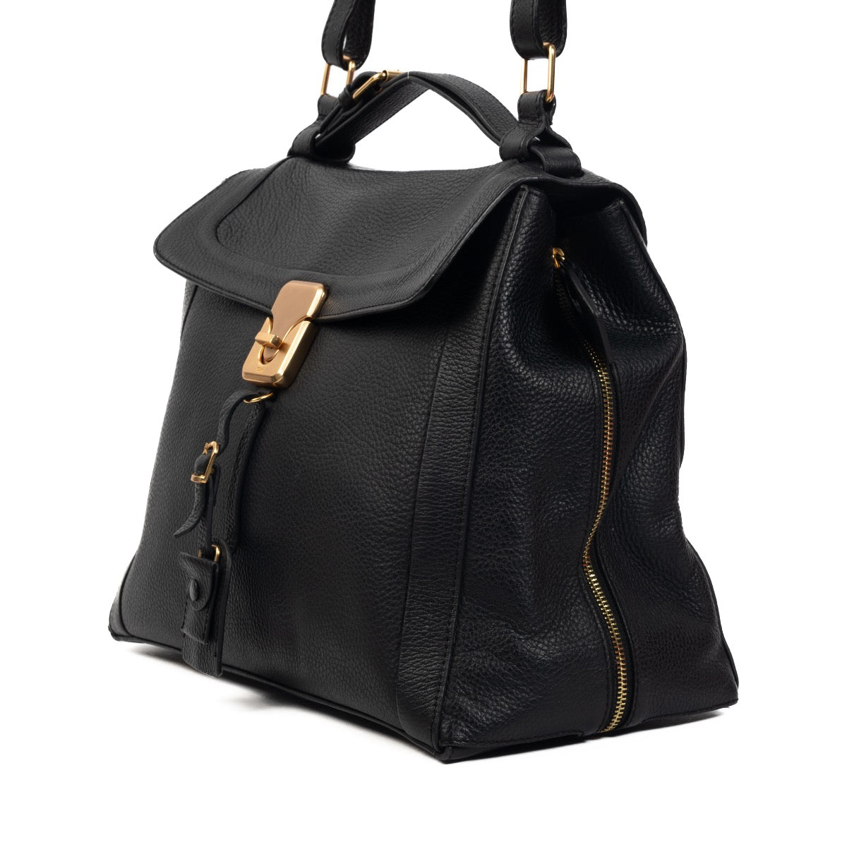 Shop Safe online at Labellov in Antwerp this 100% authentic second hand Chloé Black Grained Leather Top handle