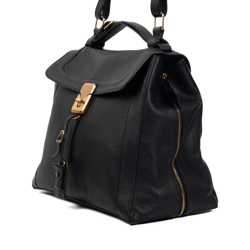 Shop Safe online at Labellov in Antwerp this 100% authentic second hand Chloé Black Grained Leather Top handle