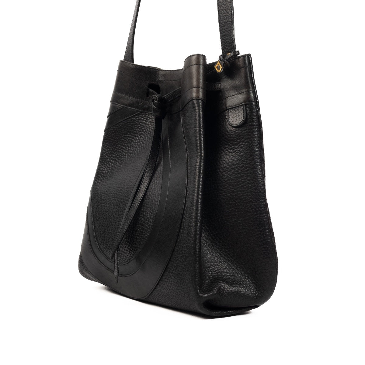 Shop 100% authentic second-hand Delvaux Black Desert Crossbody on Labellov.com