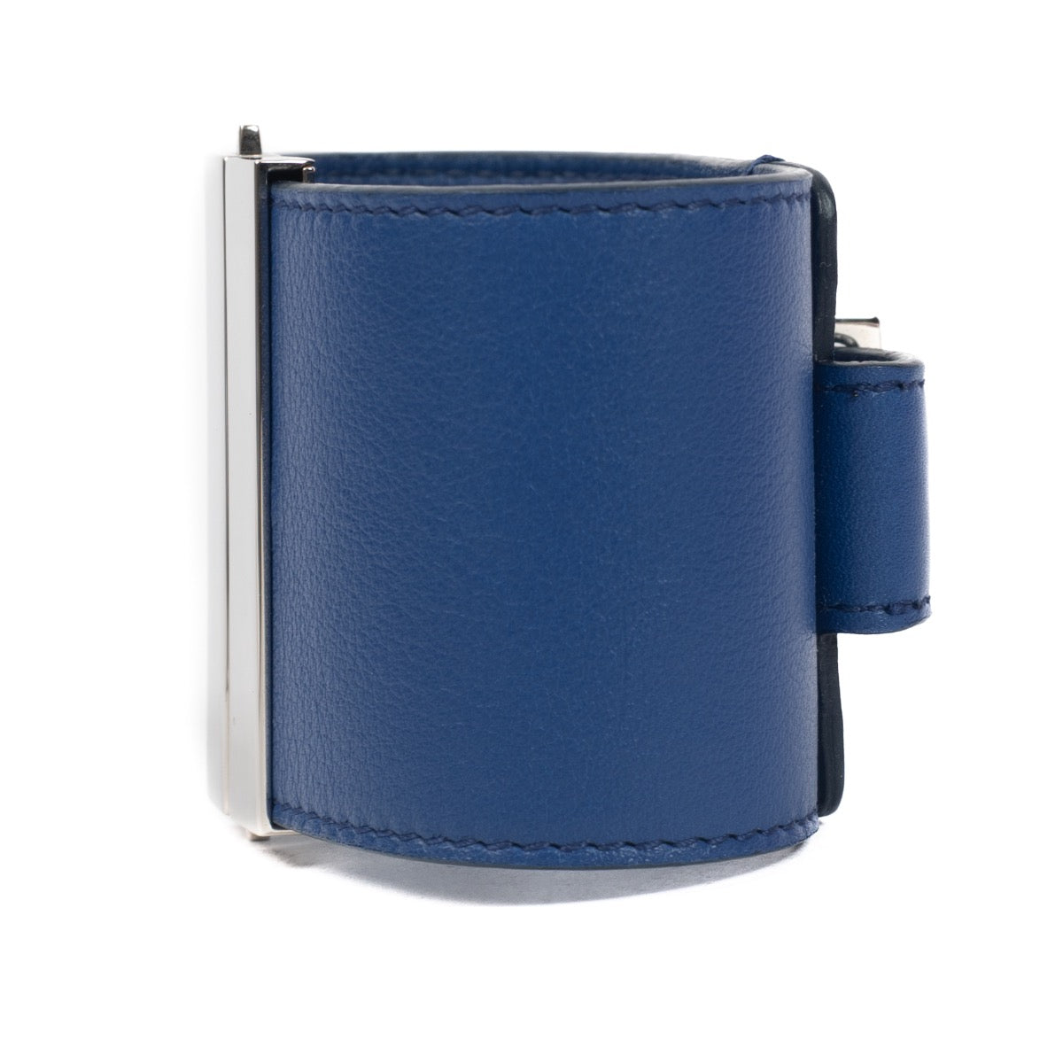 Shop 100% authentic second-hand Delvaux Blue Bracelet on Labellov.com