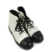 Chanel 21A White Ankle Boots - size 39