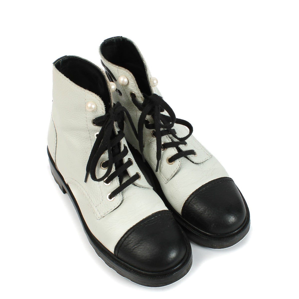 Chanel 21A White Ankle Boots - size 39