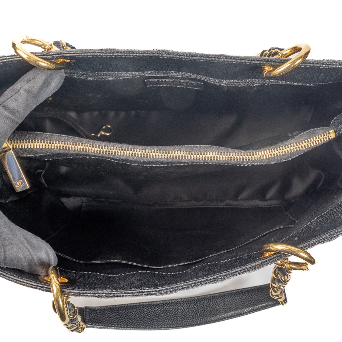 Shop 100% authentic second-hand Chanel Black Caviar GST Shoulder Bag on Labellov.com