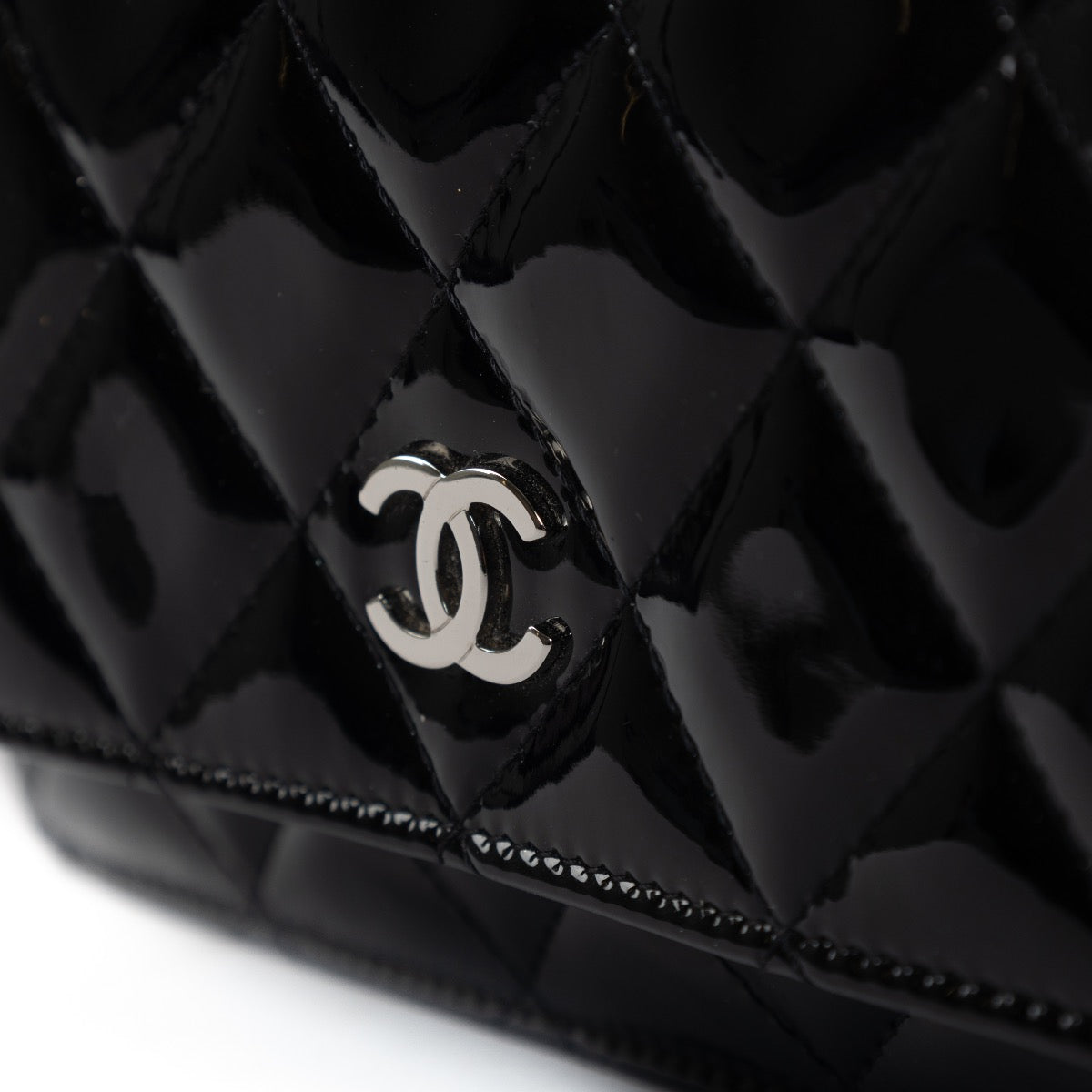 Shop 100% authentic second-hand Chanel Black Patent Leather Wallet On Chain on Labellov.com