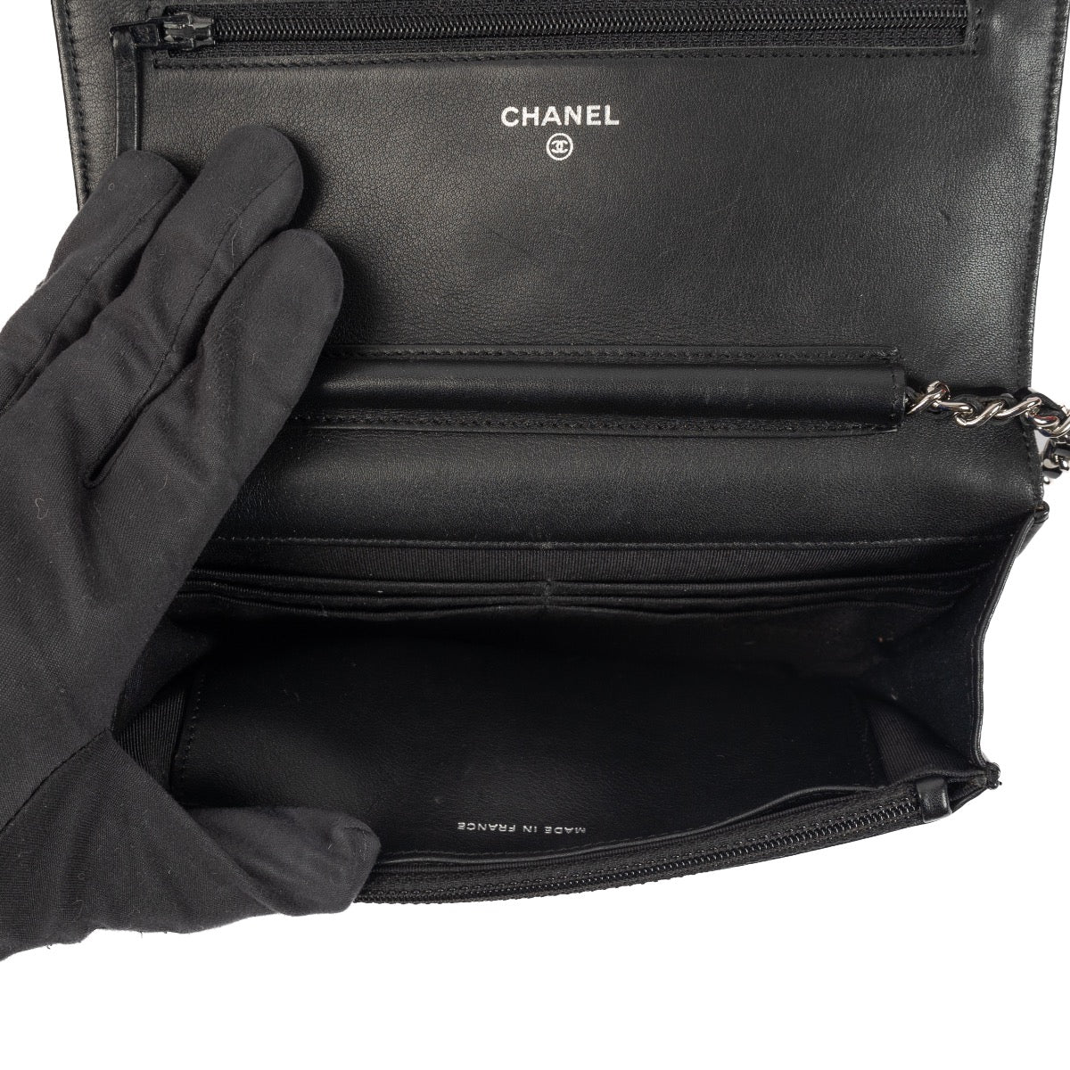 Shop 100% authentic second-hand Chanel Black Patent Leather Wallet On Chain on Labellov.com