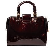 Louis Vuitton Amarant Vernis Melrose Avenue GM for the best price at Labellov secondhand luxury in Antwerp. We buy and sell your preloved and brand new designer bags for the best price.