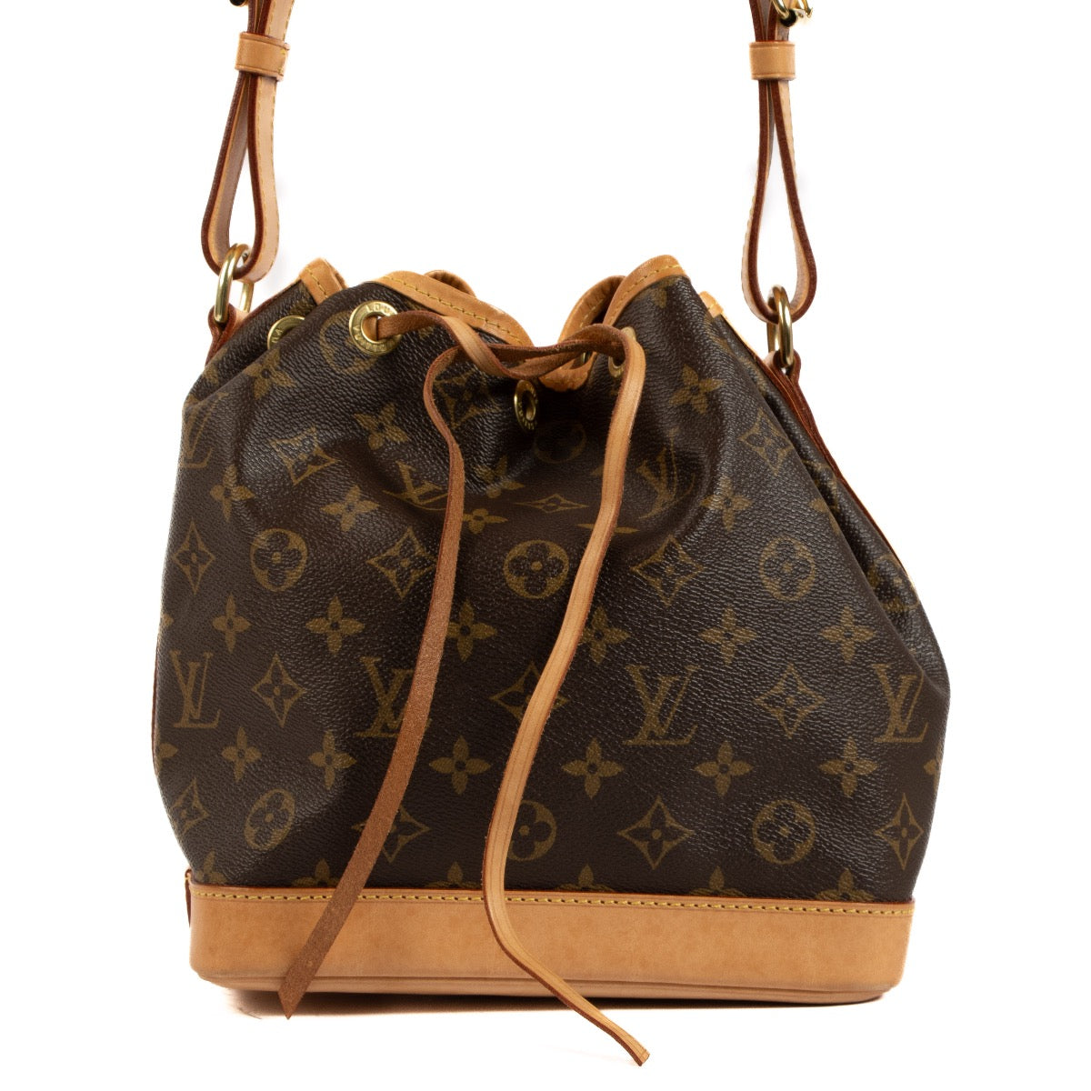 Shop safe online at Labellov in Antwerp, Brussels and Knokke this 100% authentic second hand Louis Vuitton Monogram Noe BB Shoulder Bag