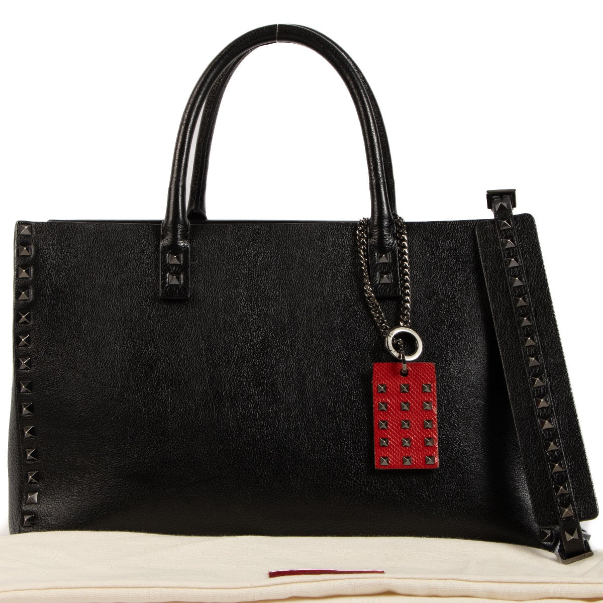 Shop 100% authentic second-hand Valentino Garavani Black Leather Rockstud Top Handle on Labellov.com