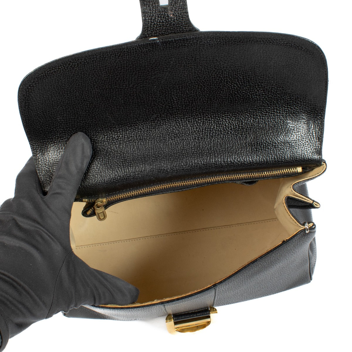 authentic pre loved Delvaux Black Brillant MM on Labellov.com