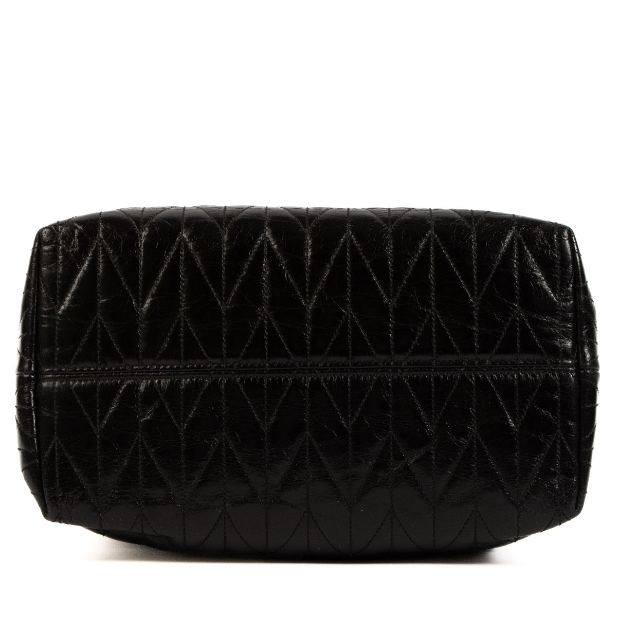 Shop 100% authentic second-hand Miu Miu Black Matelassé Leather Tote Bag on Labellov.com
