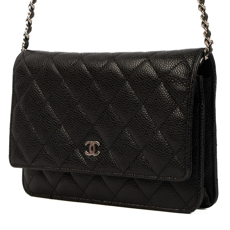 Chanel Black Caviar Leather Wallet On Chain PHW for the best price at Labellov secondhand luxury in Antwerp.