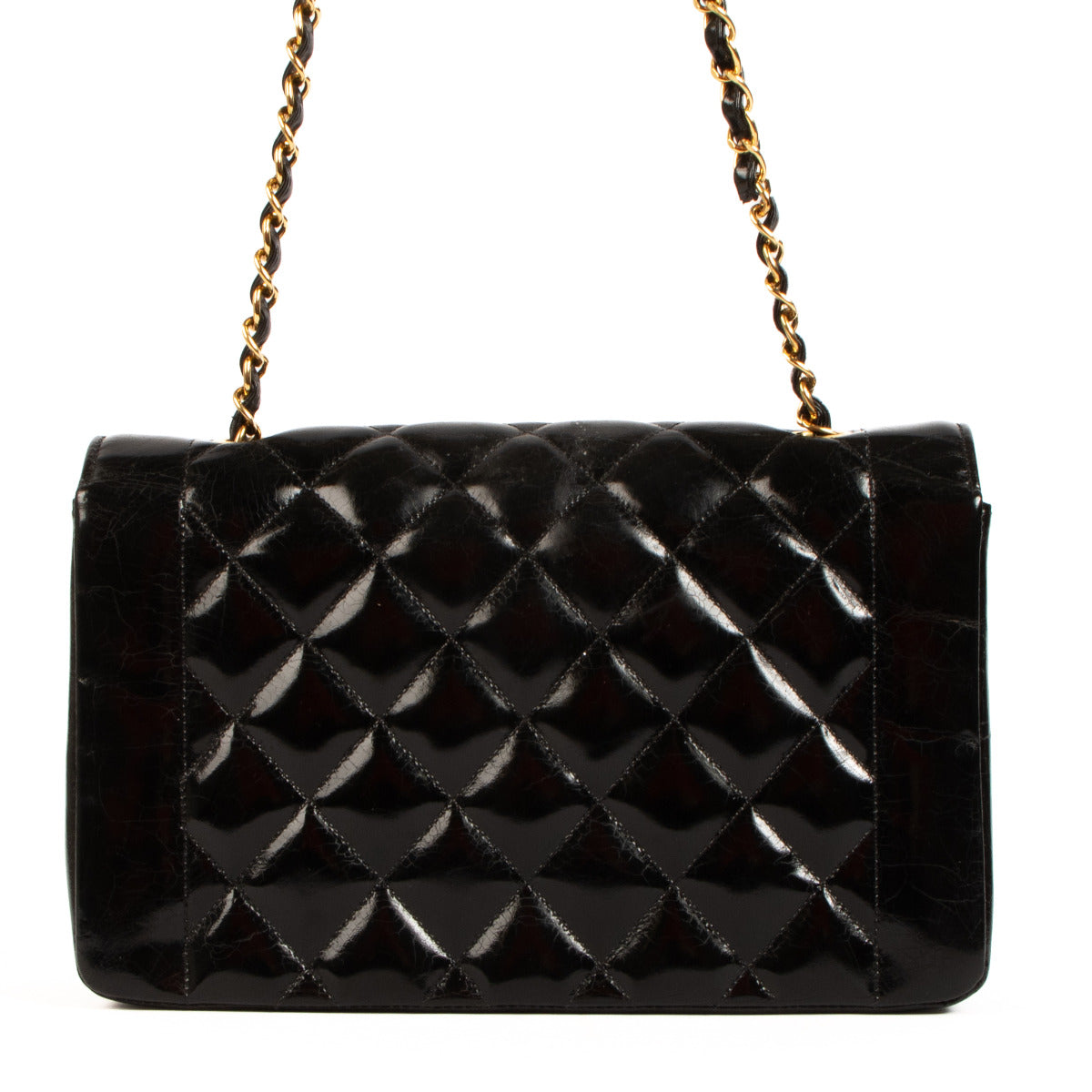 Sac Chanel vintage Diana en cuir verni noir à rabat