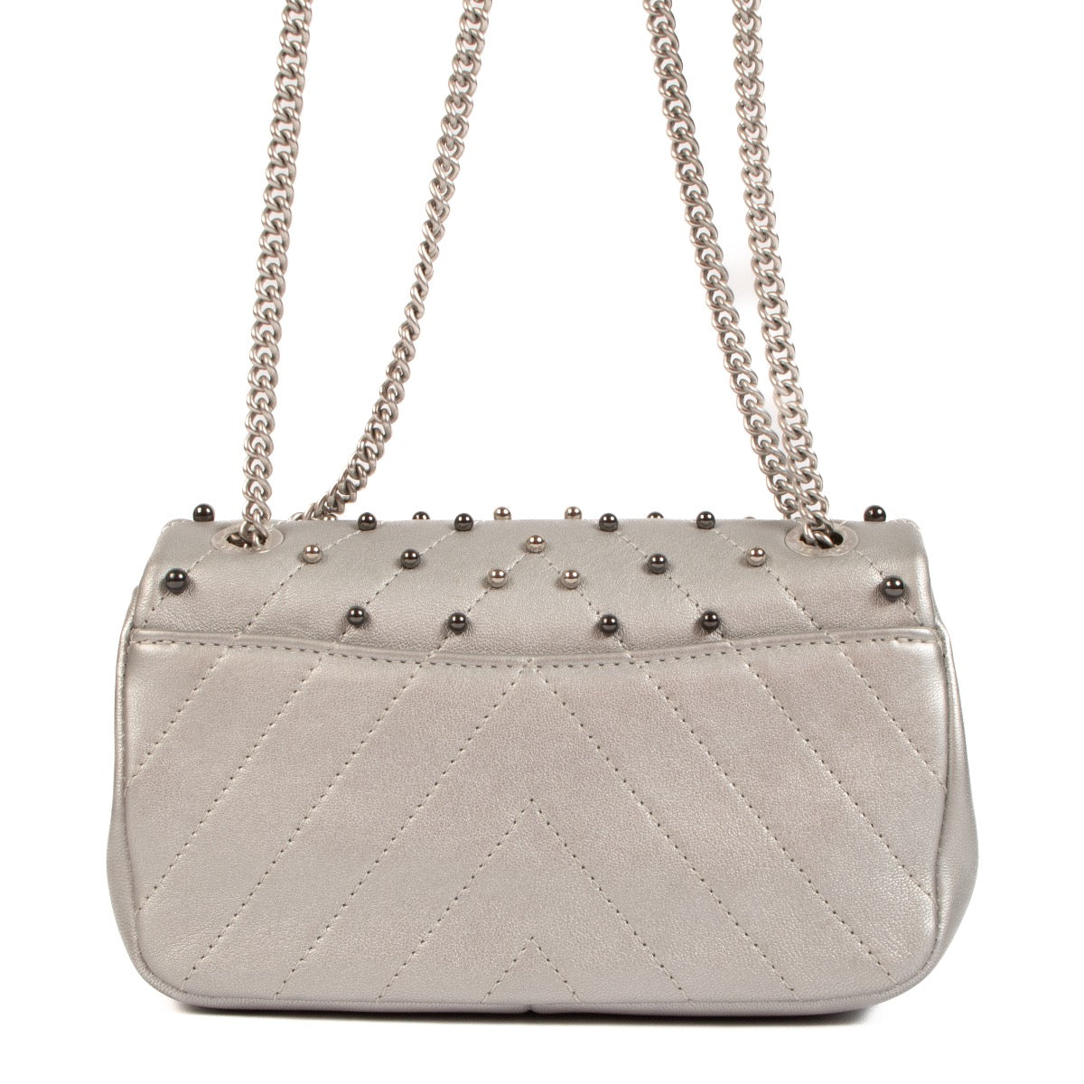 Shop 100% authentic second-hand Chanel Silver Chevron Pearl Classic Flap Bag on Labellov.com