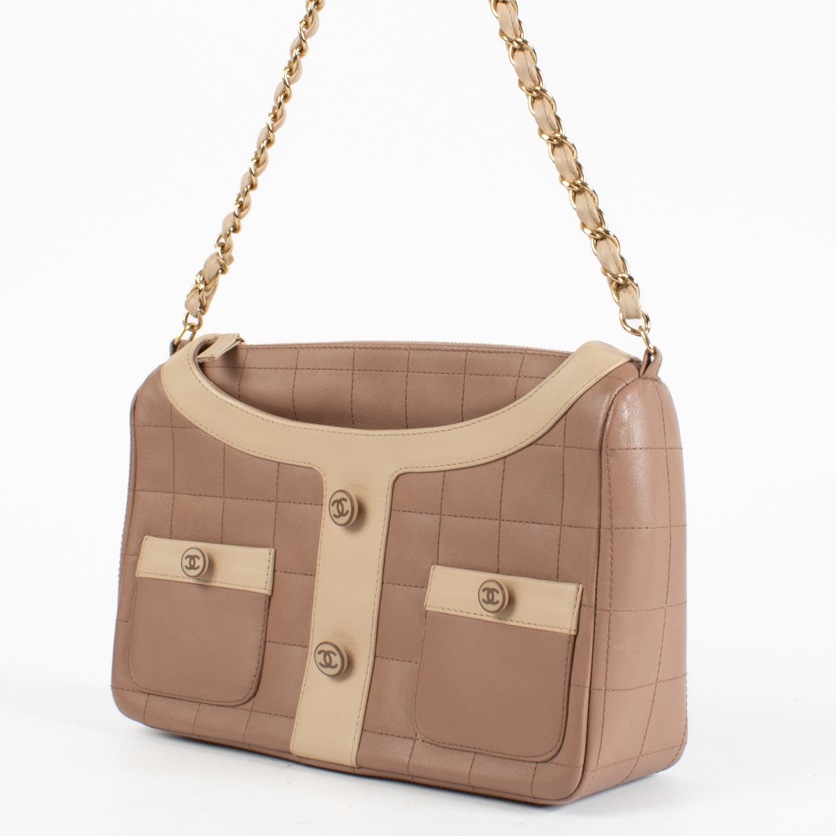 Authentic Preloved Chanel Pink Vintage Gril Shoulder bag on Labellov.com