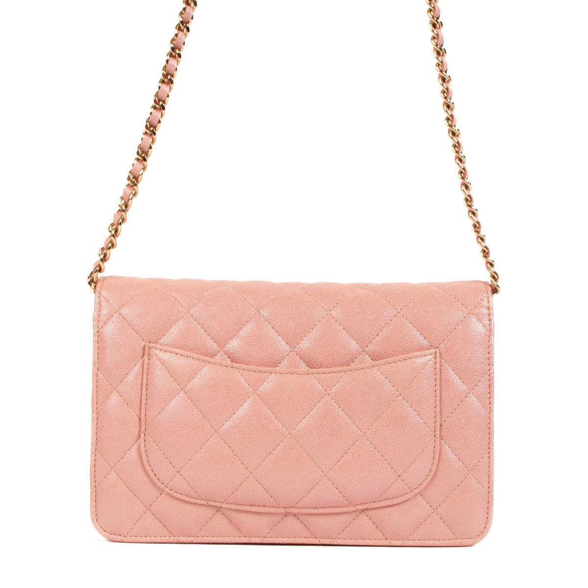 Shop safe online at Labellov in Antwerp, Brussels and Knokke this 100% authentic second hand Chanel Pink Iridescent Caviar Leather Wallet On Chain