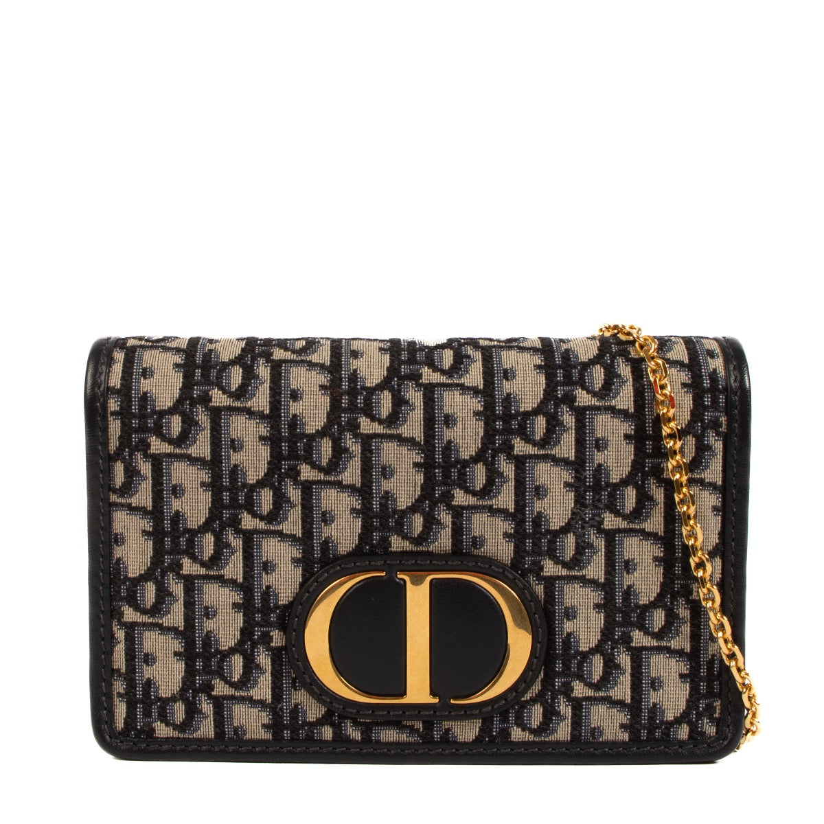 Shop 100% authentic second-hand Christian Dior Monogram 30 Montaigne Pochette on Labellov.com