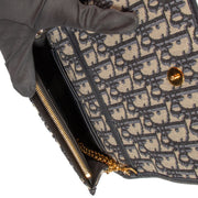Shop 100% authentic second-hand Christian Dior Monogram 30 Montaigne Pochette on Labellov.com