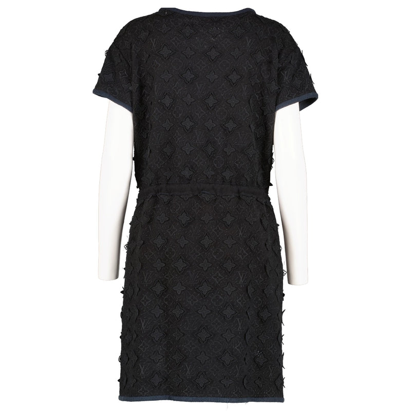 Shop safe online at Labellov in Antwerp, Brussels and Knokke this 100% authentic second hand Louis Vuitton Black Monogram Dress - Size M