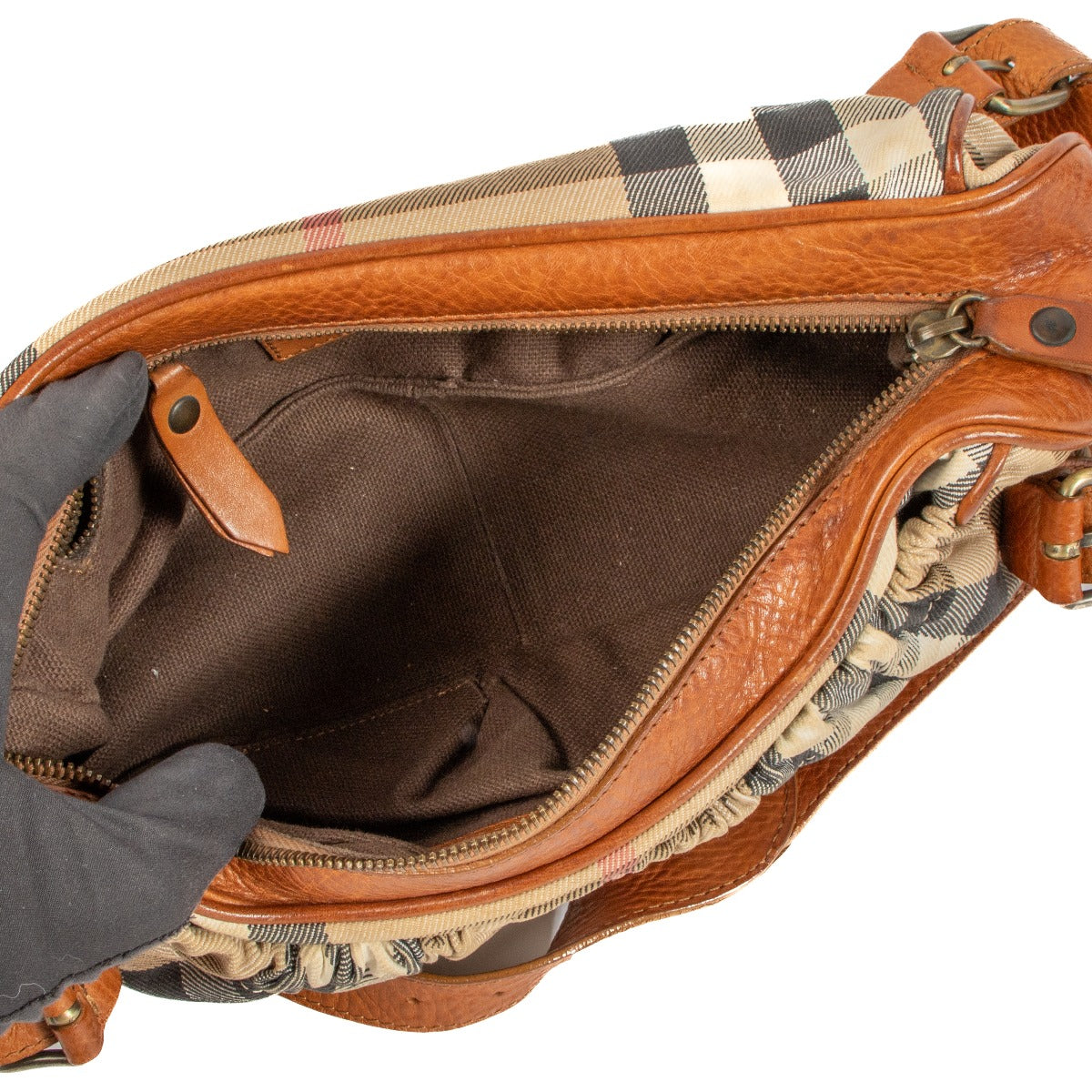 Buy an authentic second hand Burberry Prorsum House Check Shoulder Bag in good condition at Labellov.