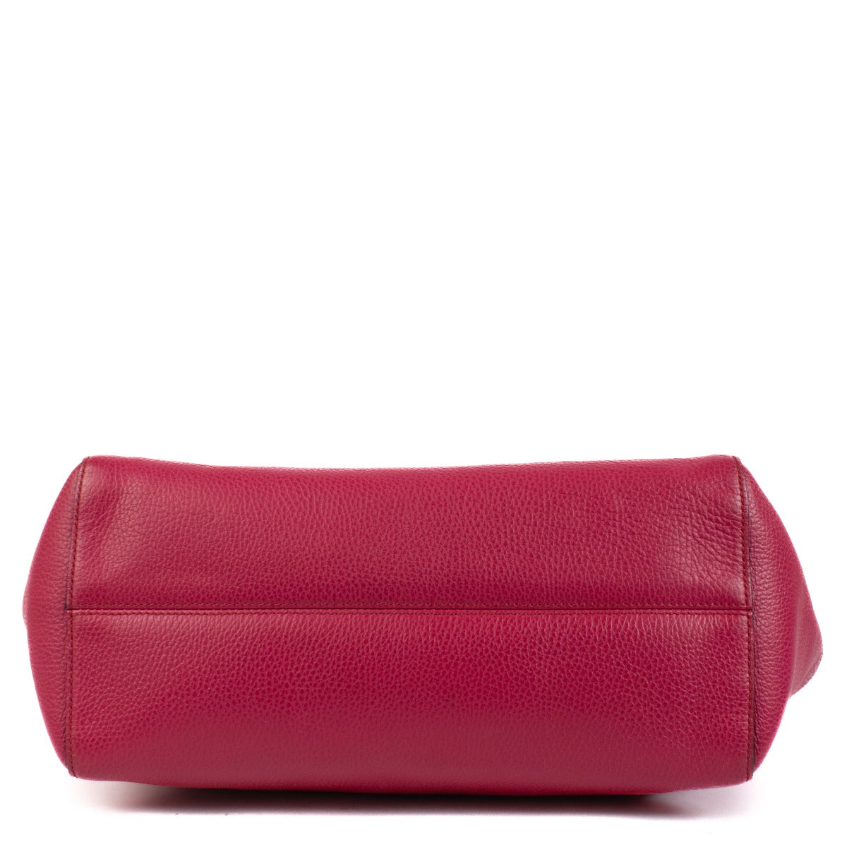 Shop 100% authentic Gucci Fuchsia Swing Shoulder Bag at Labellov.com.
