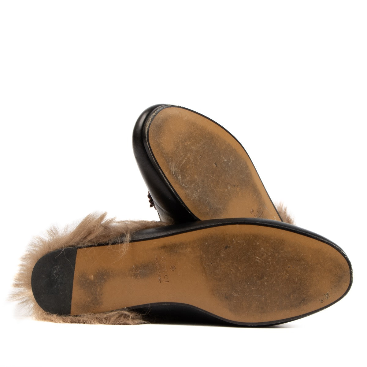 Shop safe online at Labellov in Antwerp, Brussels and Knokke these 100% authentic second hand Gucci Black Leather Princetown Fur Loafers - size 37