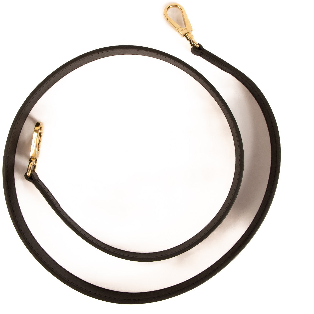 Shop safe online at Labellov in Antwerp, Brussels and Knokke this 100% authentic second hand Louis Vuitton Black Leather Bag Strap