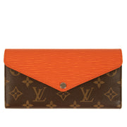 Shop safe online at Labellov in Antwerp, Brussels and Knokke this 100% authentic second hand Louis Vuitton Monogram Canvas & Orange Epi Marie Lou Wallet