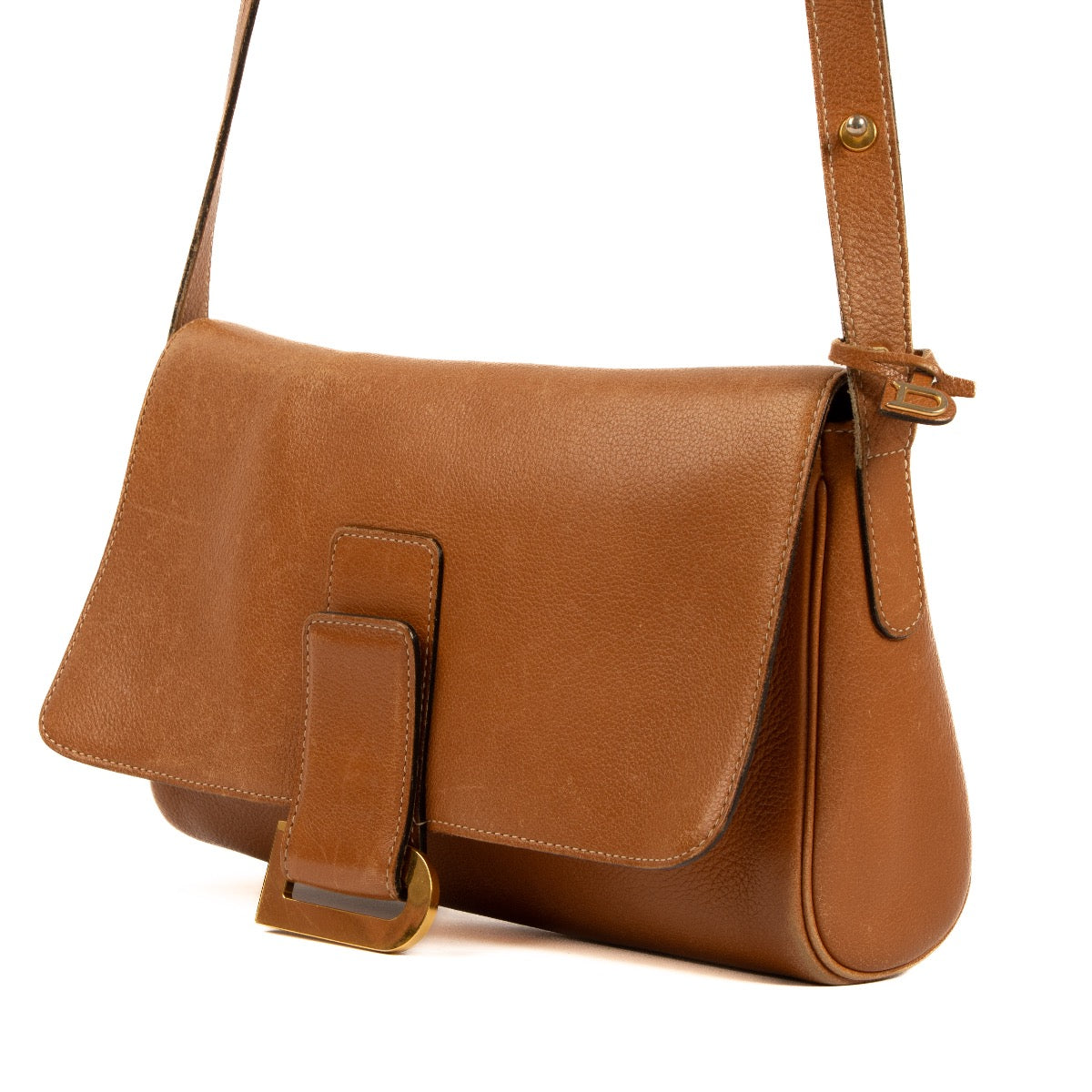 Shop 100% authentic second-hand Delvaux Cognac Crossbody on Labellov.com