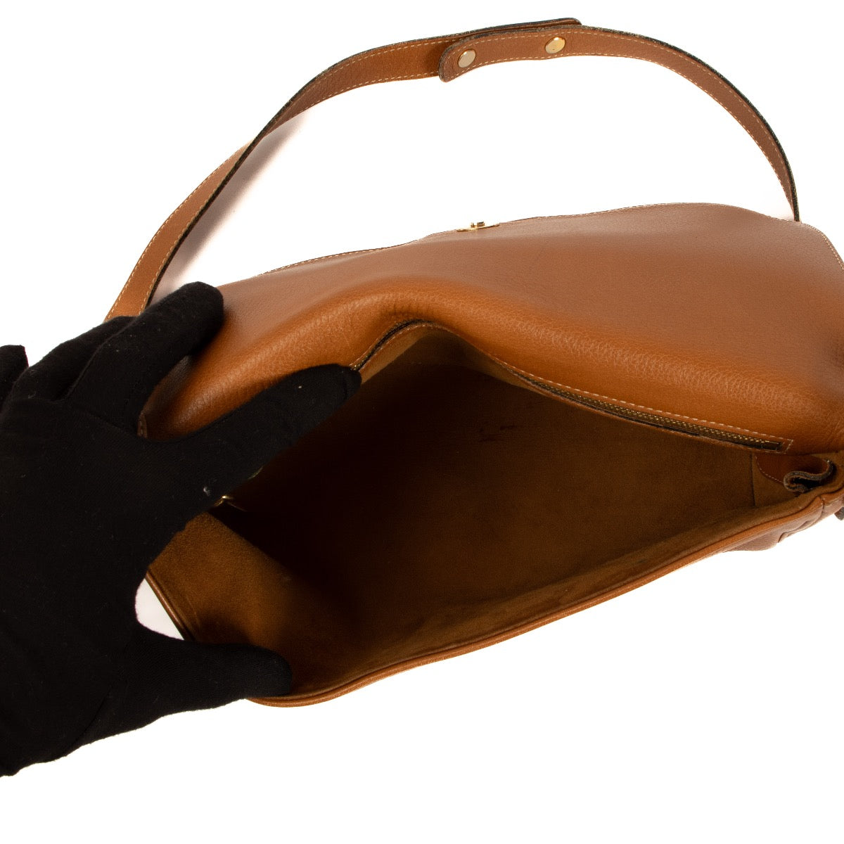Shop 100% authentic second-hand Delvaux Cognac Crossbody on Labellov.com